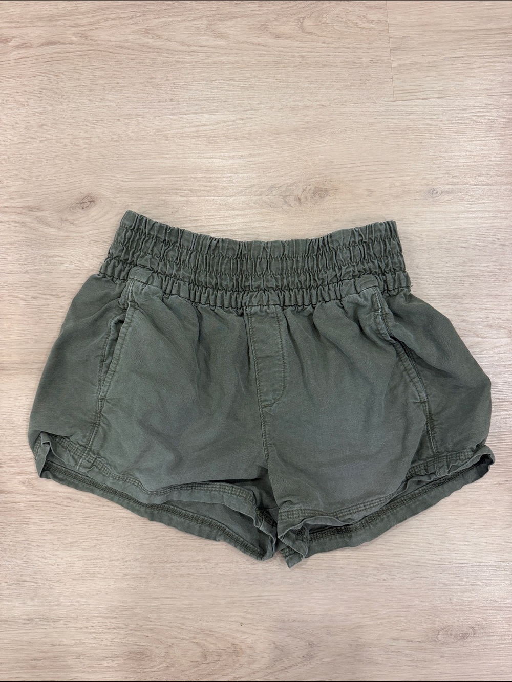 Aerie Small Olive Green Elastic Waist Summer Shorts